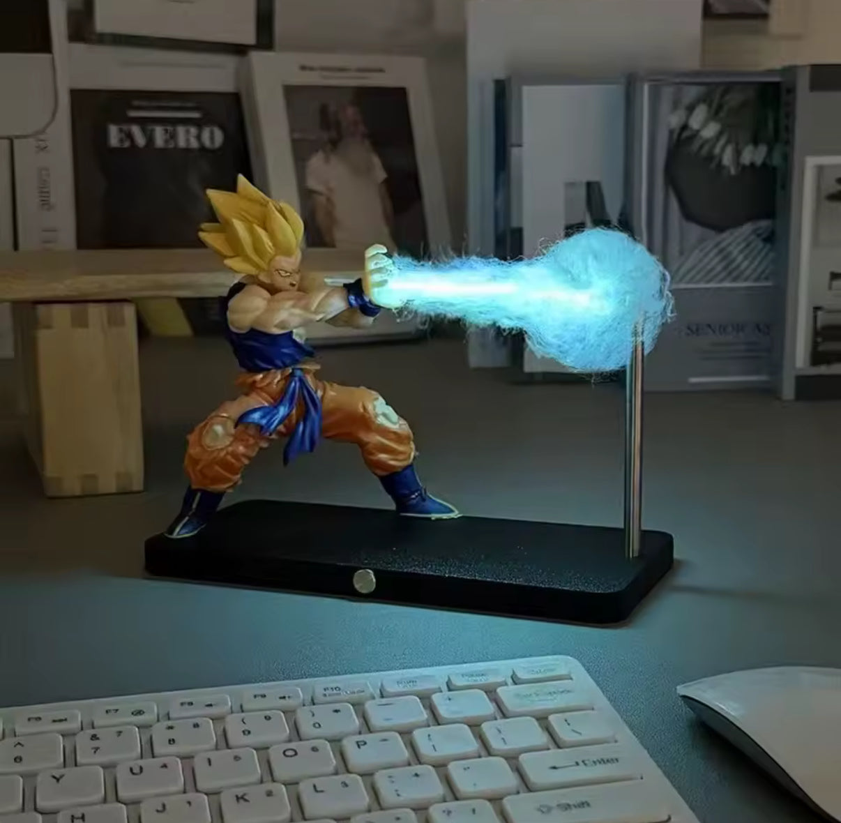 Lampara Magnetica Goku